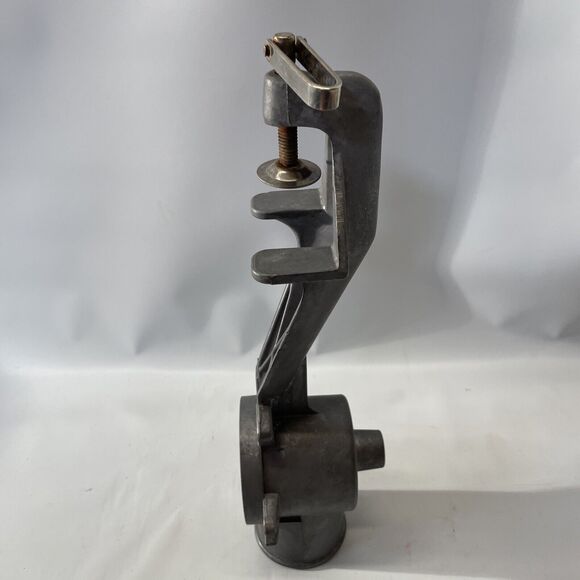 Vitantonio Victorio Strainer Model #200 Replacement Part: Body/Clamp Assembly - Picture 8 of 10